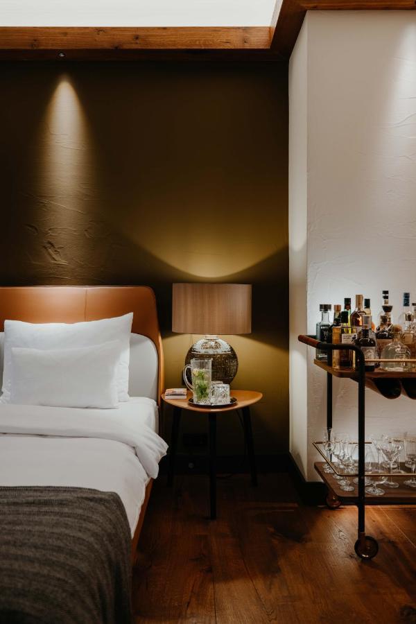 Do & Co Hotel Muenchen Eksteriør bilde A room at the hotel